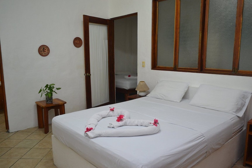 Villa Junior # 2 W/ Pool & Kitchen Minutes From Manuel Antonio Beach - Manuel Antonio