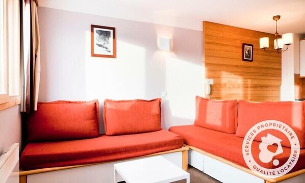 Interior - Resort center, balcony, tv, ski locker, 35m², La Plagne (La Plagne)