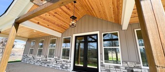 The Farmhouse on 151