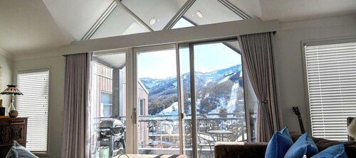 Snowman 8 Penthouse - Central Village