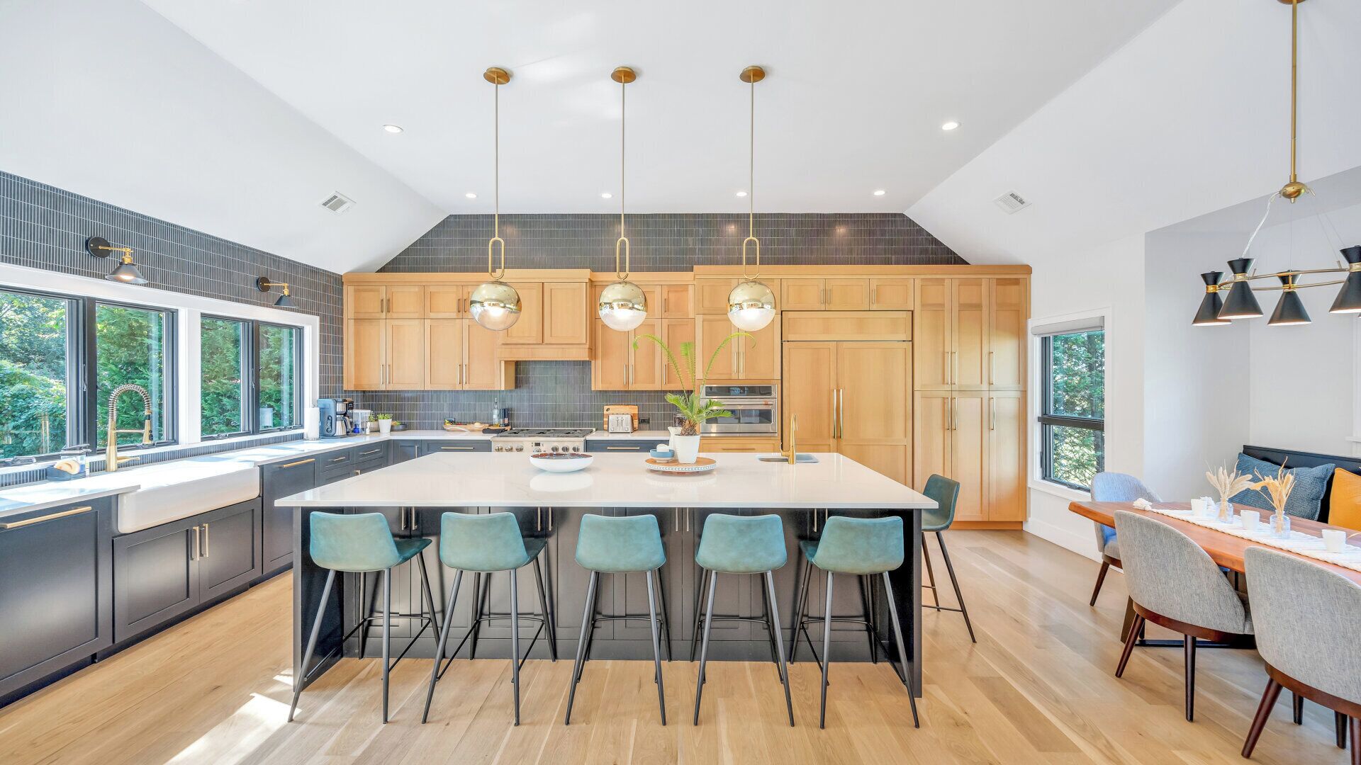 Microwave, oven, stovetop, coffee/tea maker