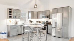 Microwave, oven, stovetop, coffee/tea maker