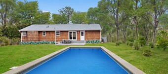 Modern and Cozy East Hampton Home Centrally Located Close to East Hampton...