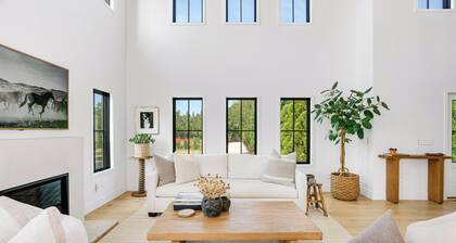 Brand New Westhampton Home with Chic and Modern Design, Perfect for Families