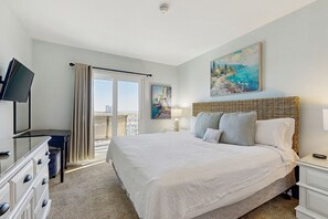 3 chambres, fer et planche à repasser, accès Internet, draps fournis