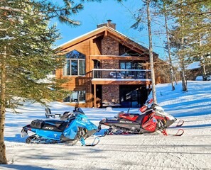 Exterior - Devil Track Lake Home (Grand Marias)