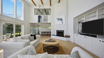 Televisión y estéreo