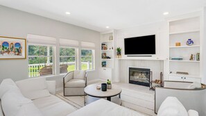 Smart TV, fireplace, stereo - Spacious Southampton Home with Pool, Minutes to Shinnecock Hills Golf Club,... (Southampton)
