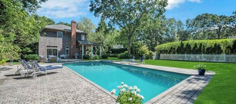 Spacious East Hampton Retreat Minutes Away from East Hampton Village,...