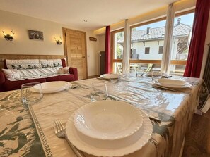 Interior - 200m from resort center, 2nd floor, balcony, tv, ski locker, 55m², Praz sur Arly (Praz-sur-Arly)