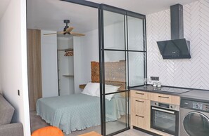 1 bedroom, WiFi, bed sheets