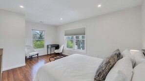 3 bedrooms, Internet, bed sheets