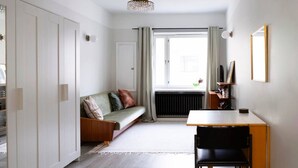 Living area - Vintage Modern Apartment at Seaside (Helsinki)
