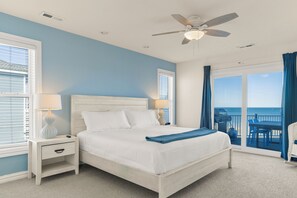 7 bedrooms, iron/ironing board, travel crib, free WiFi - Oceanfront 7BR Home w/ Pool, Hot Tub. Sleeps 20 (Virginia Beach)