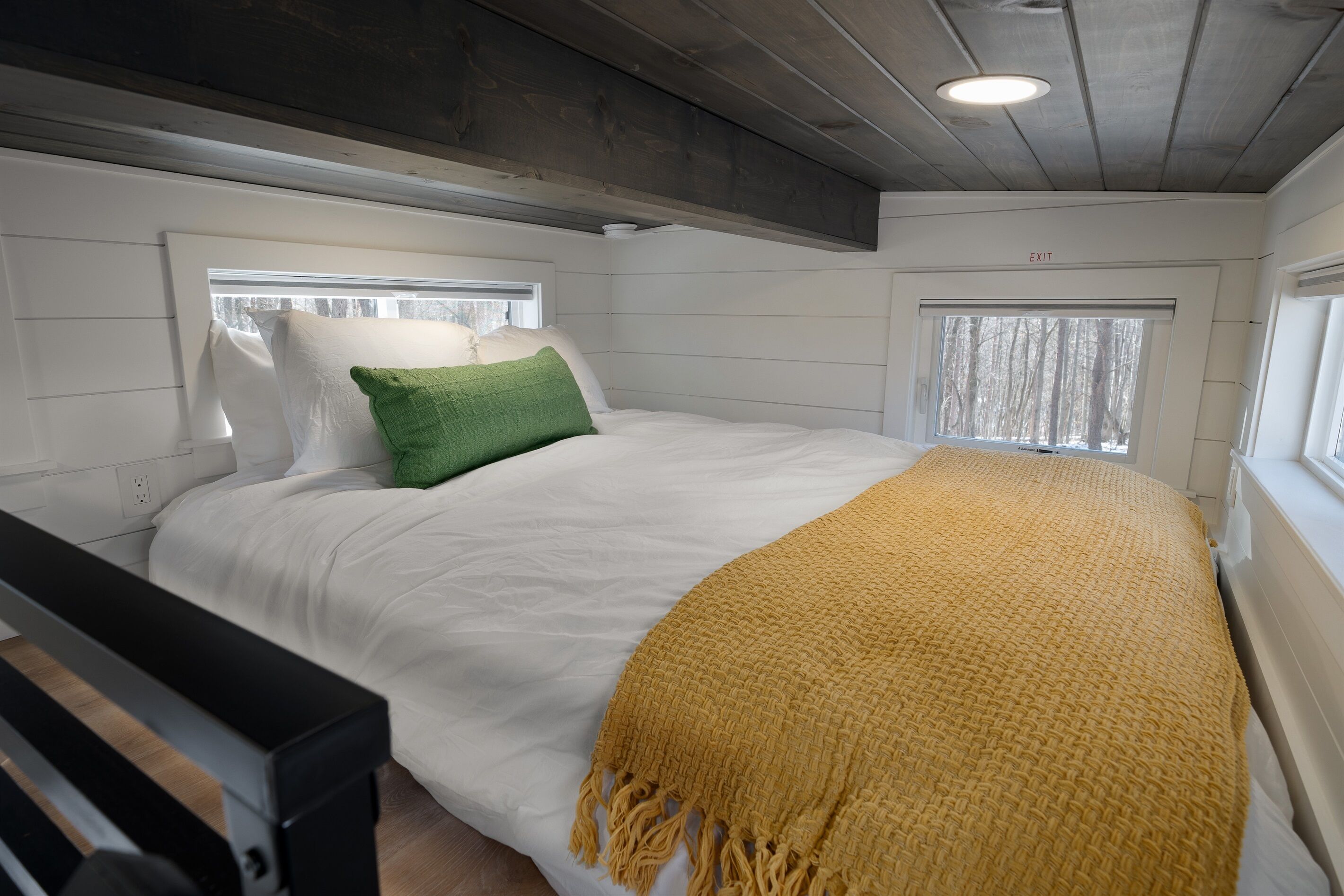 1 chambre, fer et planche à repasser, Wi-Fi gratuit, draps fournis