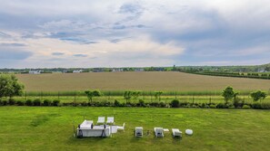 Property grounds - New Listing - Eclectic home with private pool, decorated loft, gas... (Water Mill)