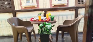 Sudah termasuk sarapan ala kontinental setiap hari