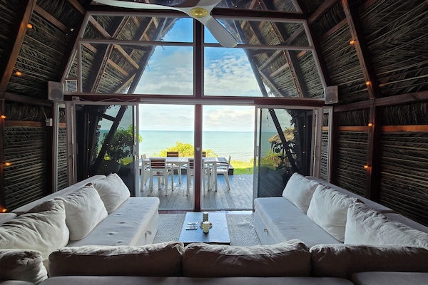 Presidential Cabin, Sea View | Free WiFi