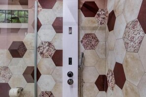 Shower, bidet - La Cantina Rent Rooms -Double Room with Disabled Access (Santa Maria-San Grato)