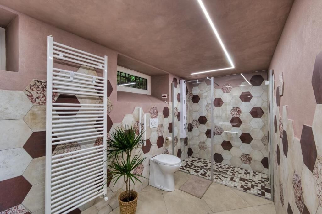 Douche, bidet