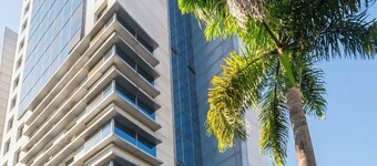 Flat Top in an upscale neighborhood of Manaus