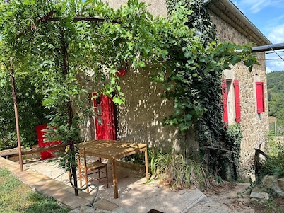 ARDECHE COUNTRY GITE OPEN ALL YEAR ROUND