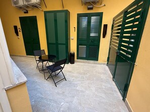 Outdoor dining - Stay In Naples Arenaccia211 Apartment (Napoli)
