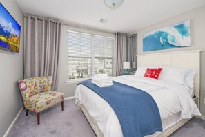 4 bedrooms, iron/ironing board, WiFi, bed sheets