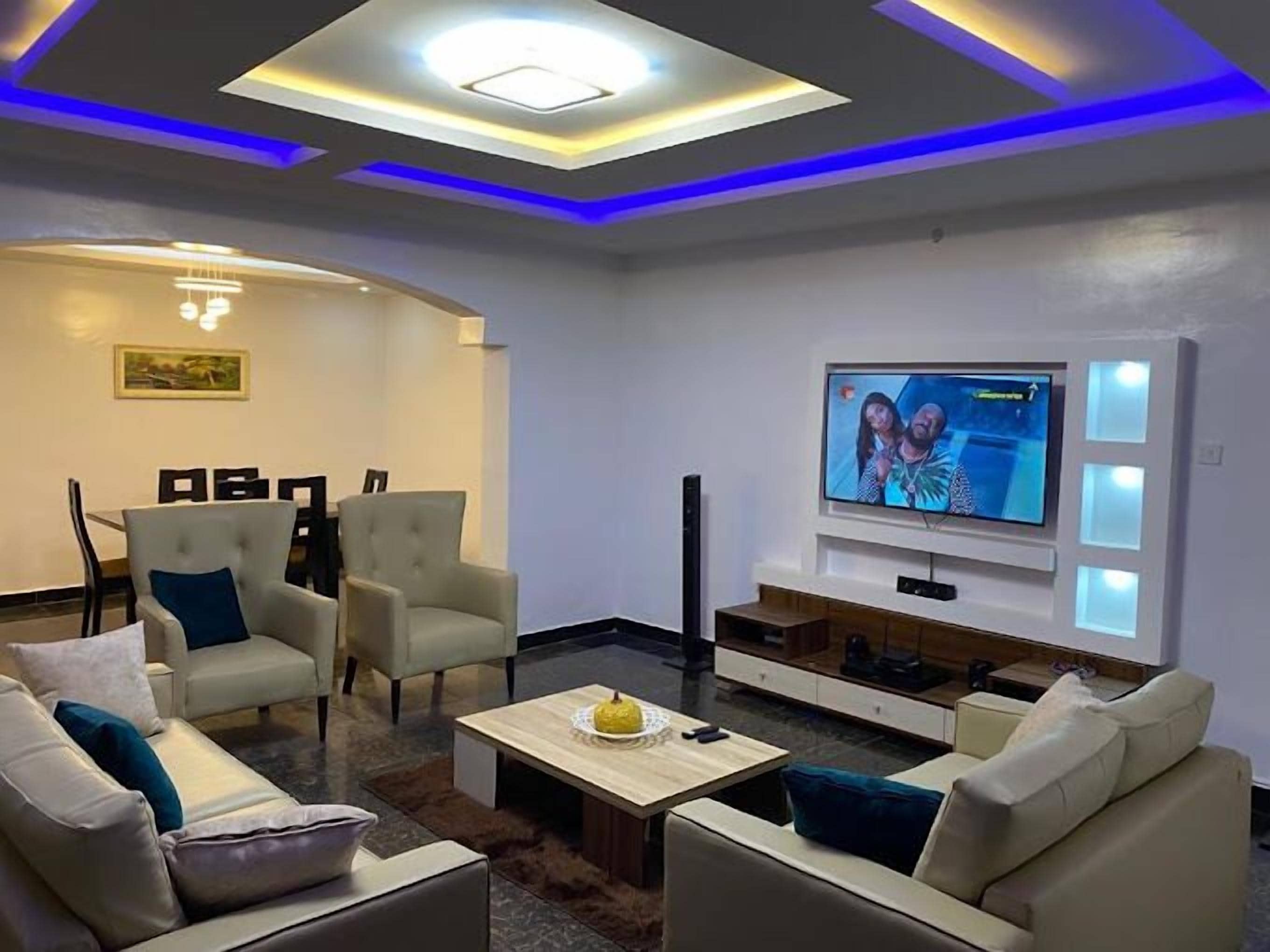 Family Apartment, Balcony, City View | Living area