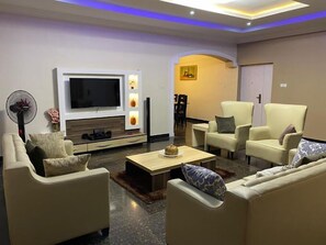 Living area - Abeokuta Shortlet Homes and Apartments (Abeokuta)