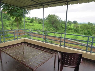 比馬爾農場民宿