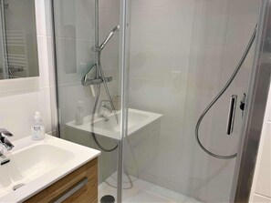 Dusche