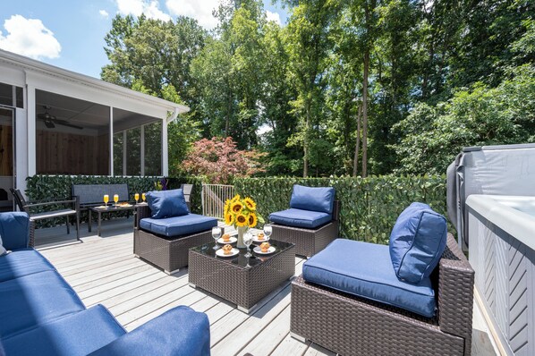 House | Terrace/patio