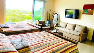 Suíte júnior, vista para o lago | 1 quarto, edredons de pluma, frigobar, cofres nos quartos