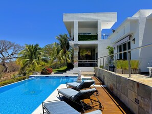 Front of property - Lakeview Granada Hotel Boutique (Granada)