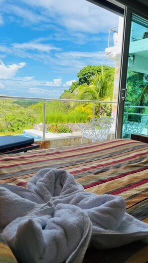 Suite Junior, vue lac | Vue de la chambre