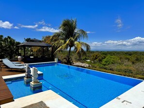 Pemandangan dari properti