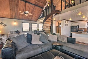 Televisión y monitor de computadora