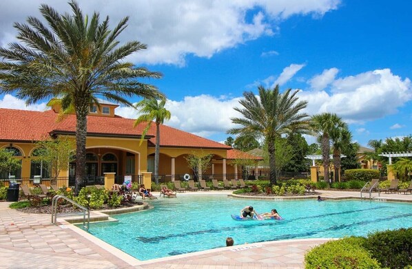 Outdoor pool, a heated pool
