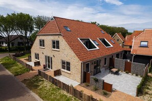 Exterior - De Witte Brugh- Bureblinke'd (Buren)