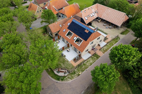 Exterior - De Witte Brugh- Bureblinke'd (Buren)