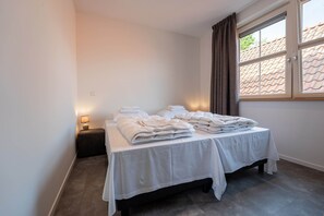 2 quartos, Wi-Fi de cortesia, roupa de cama