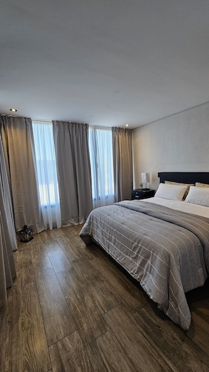 2 Schlafzimmer, Bügeleisen/Bügelbrett, WLAN, Bettwäsche