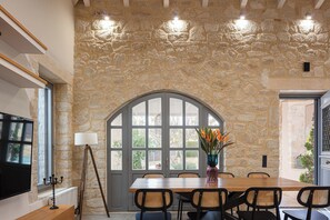 Deluxe Villa, 3 Bedrooms, Private Pool, Mountain View | In-room dining - Artemis Apollonas Villa (Apokoronas)