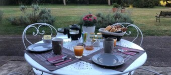 Bed and breakfast in a park, 5 minutes from Cerza