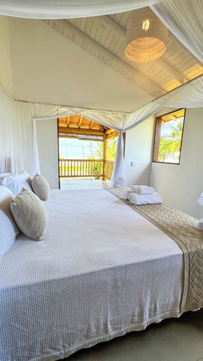 4 bedrooms, WiFi, bed sheets