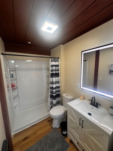 Charming tiny home only 15 mins from Town of Warrenton & Town of Culpeper