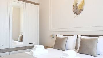 1 bedroom, iron/ironing board, bed sheets