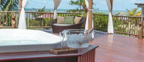 Premium-Zimmer, Strandblick | Terrasse/Patio