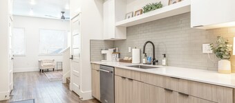 Cozy, Downtown Boise, BSU, Getaway!